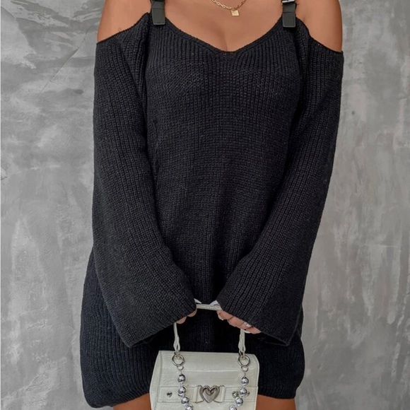 Plus Cold Shoulder Flounce
Sleeve Sweater - Picture 3 of 4